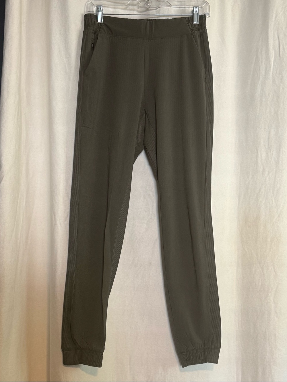 Athleta Women’s Olive Green Brooklyn Jogger Pants